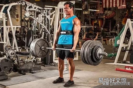每天都跑步30-50分钟,体重轻了,体脂率为啥还升了?怎么办呢?