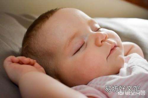 坚持练习俯卧撑是否可以让胸肌发达?如何保证增肌效果?