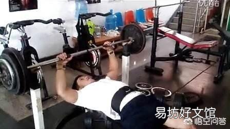 老年人怎样才能增加胸肌?