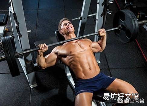 健身半年,没有胸肌,会出现经常性的熬夜失眠,该如何改善?