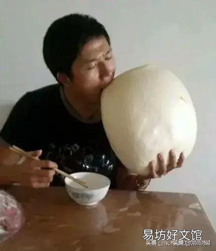 一百块钱怎么吃一个月饭?