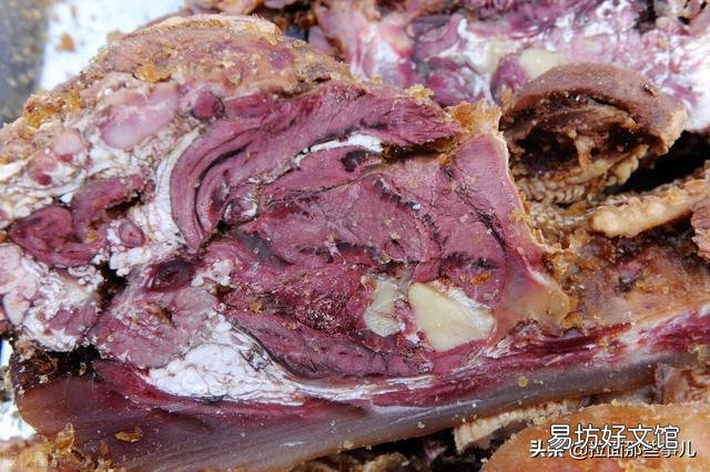 有些市场上卖的卤牛肉40元一斤,是真牛肉吗?有何依据?