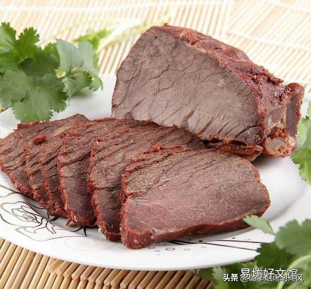 有些市场上卖的卤牛肉40元一斤,是真牛肉吗?有何依据?