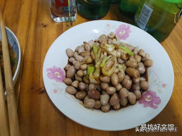 在喝酒的时候,吃什么菜对身体最好?