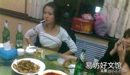 假如有人在酒桌上发烟不发给你，该如何巧妙的回击他？