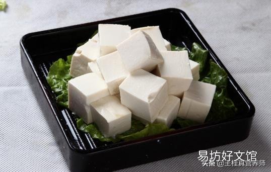 为什么中老年人不能吃太多豆腐?