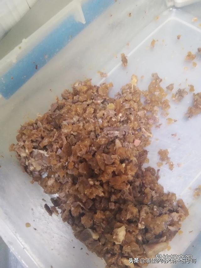 粉坨和焖子一样吗？怎么做？