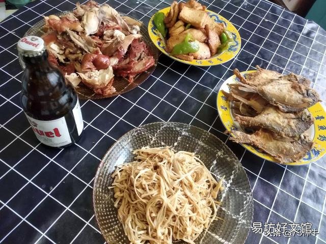 春天，孩子长高的季节，做什么菜或煲什么汤给孩子喝好呢？