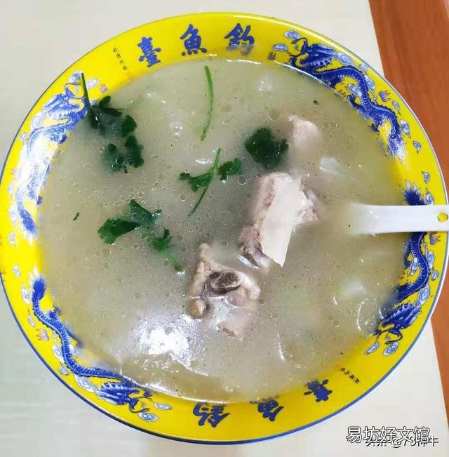 春天，孩子长高的季节，做什么菜或煲什么汤给孩子喝好呢？