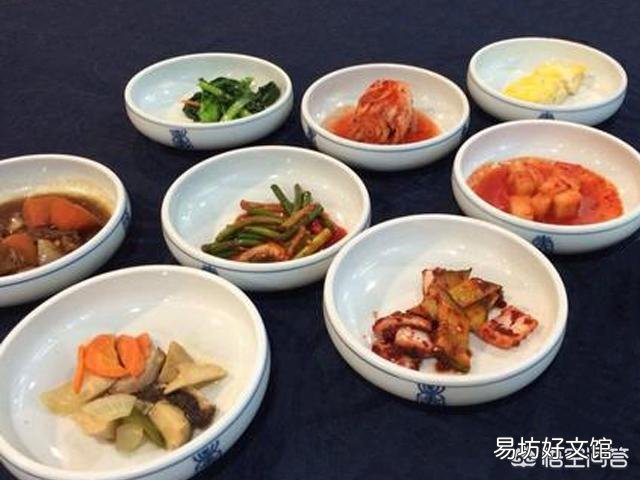 在饭店吃饭之前,服务员会搞一点花生米过来给顾客吃。是什么意思?