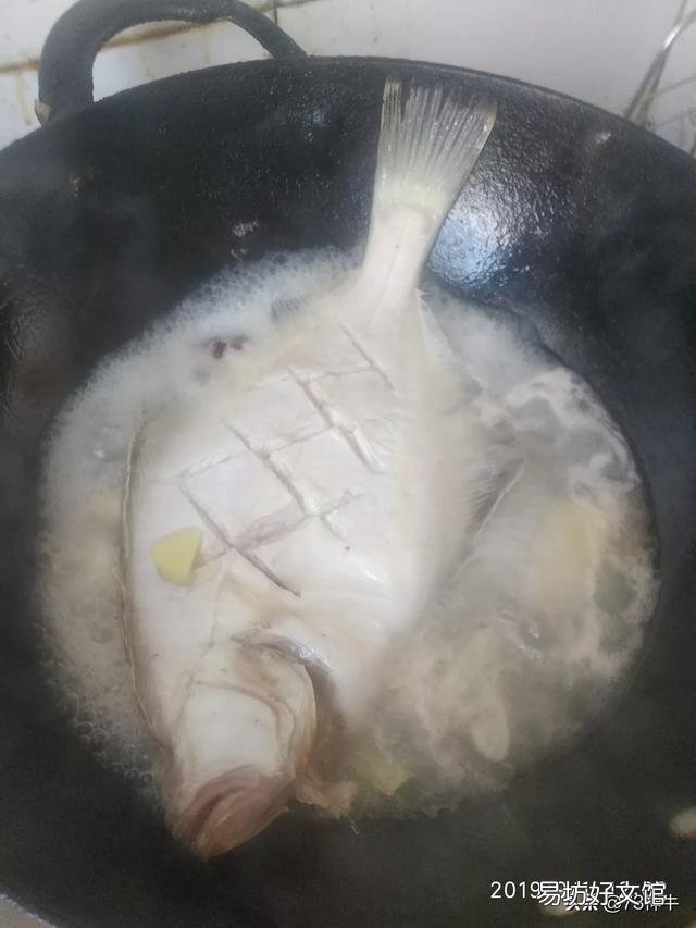 最近猪肉很贵，昨天黄渤海开海了，海鱼开始上市，你最喜欢吃哪种鱼，如何制作更美味？