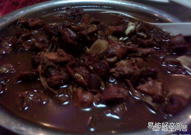 说说你的家乡有哪些美食和特产?