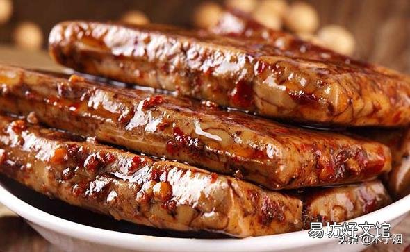 说说你的家乡有哪些美食和特产?