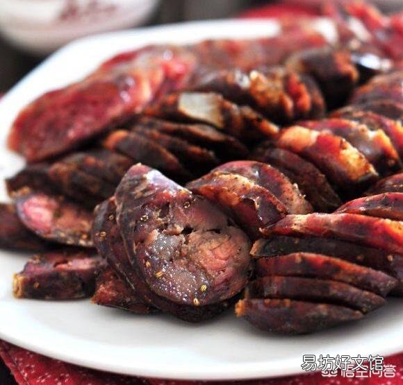说说你的家乡有哪些美食和特产?