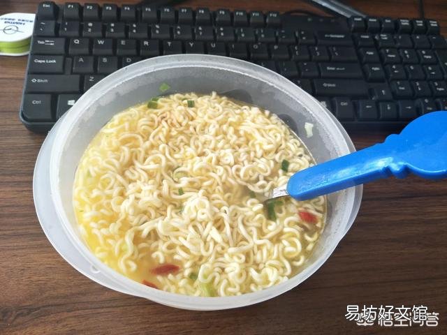 在你印象中,有哪些食物看起来很难吃,但是吃一口就彻底爱上它了?
