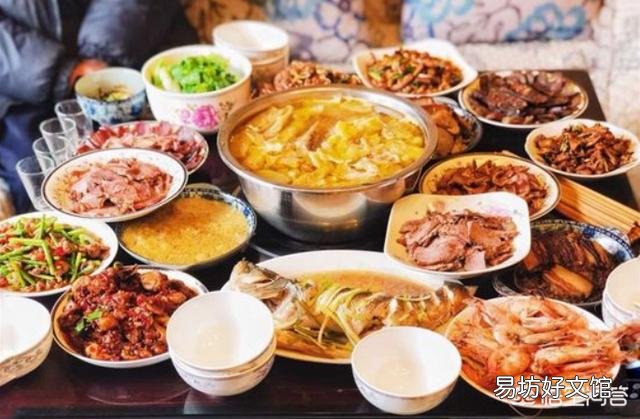 大年三十晚上的年夜饭做几个菜比较合适?