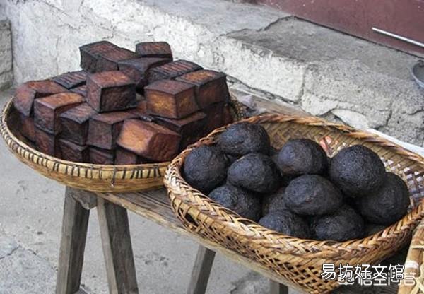在哪里可以买到大量正宗的特产呢?可以分享一下你们家乡的美食和特色吗?
