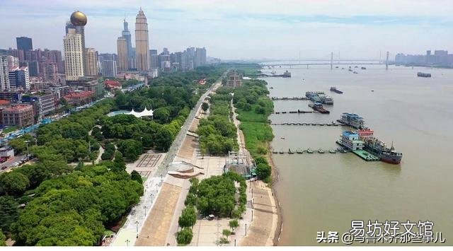 作为这次的疫情重灾区湖北,比起汶川大地震,哪个所受的伤害大?