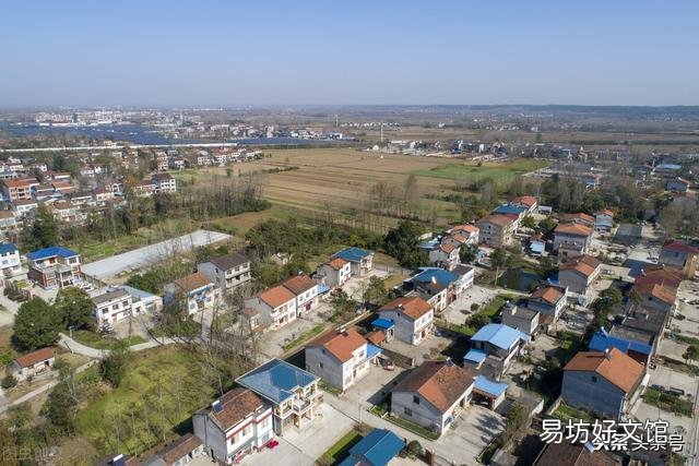 五十岁的农民一次性拿十五万存银行,够六十周岁后养老吗?