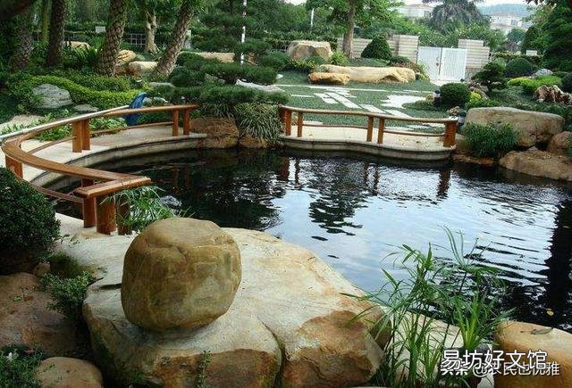 想在院子里砌个鱼池,不做防水可以吗?