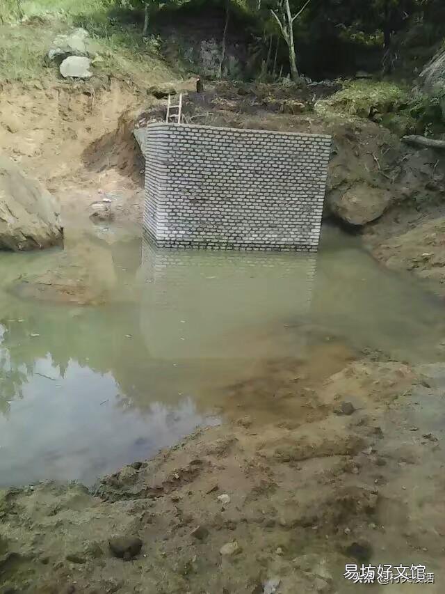 已经有自来水，村里私接山水饮用怎么办？