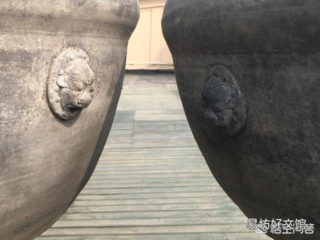 如何让金鱼泥盆里的水变清澈?
