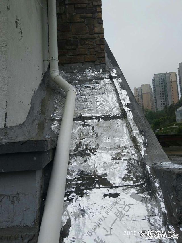 你好我想用砖砌个鱼池不做防水怎么不漏？