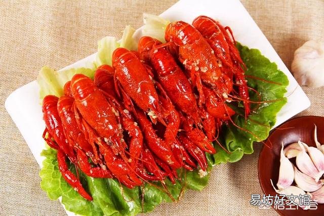 小龙虾养殖时,应该如何加水、换水?有哪些需要注意的技巧?