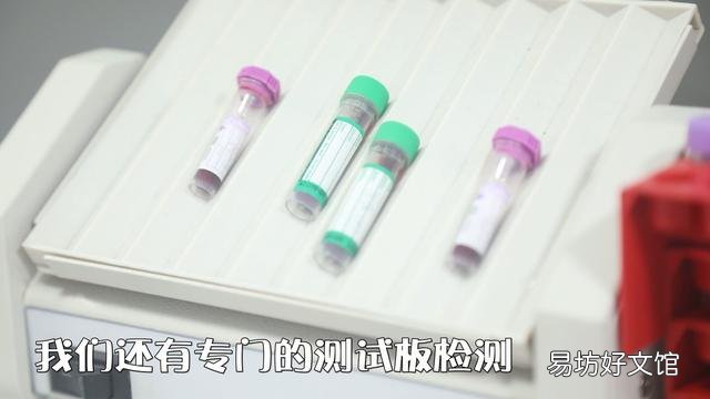 幼猫打喷嚏怎么回事(幼猫打喷嚏眼睛有眼屎)