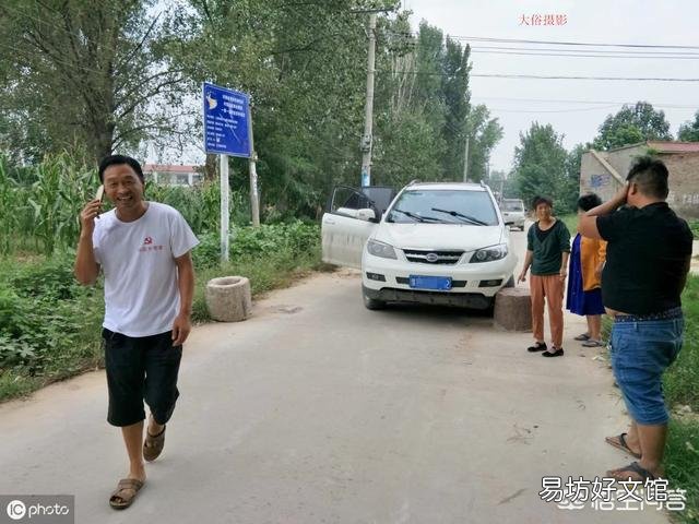 很多农村的村口，都爱有限宽的墩子和限高的架子，村民有权这样做吗？
