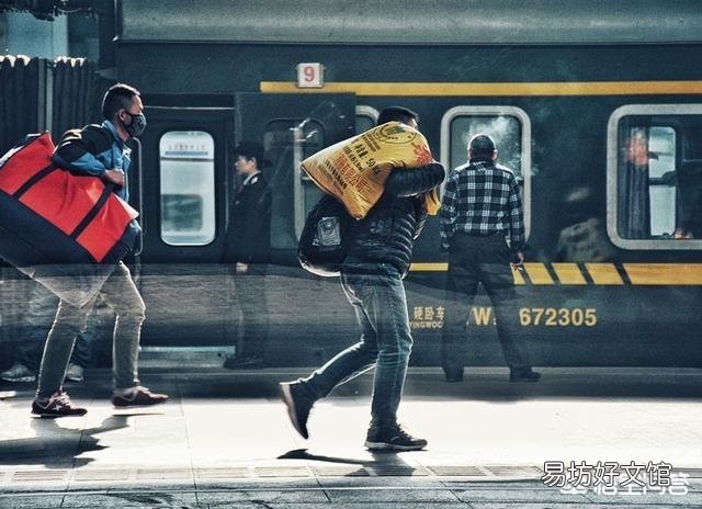 年还没过完,就有很多农民匆忙“返城”。大家怎么看待这一现象?