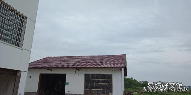 农村建房是建200平米一层还是建100平米两层?哪个好?