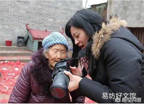 农村经常有来免费为六十岁老人照相的人,他们免费照相能赚到钱吗?