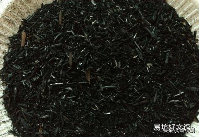 蟹爪兰能用草木灰吗?