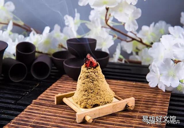 艾绒灰放在发财树的土里能当肥料吗?为什么?