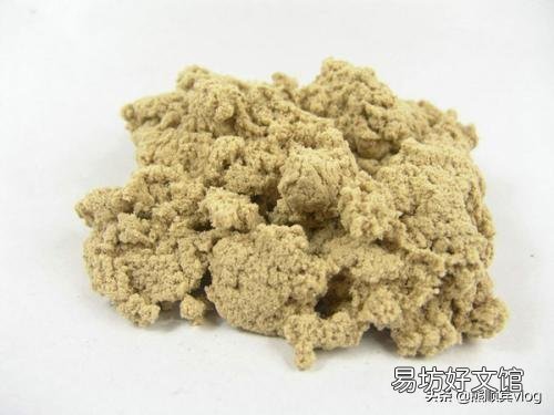 艾绒灰放在发财树的土里能当肥料吗?为什么?