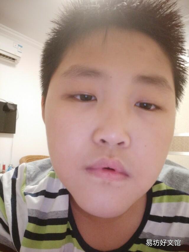 长着一张娃娃脸，怎么打扮看起来成熟一些？