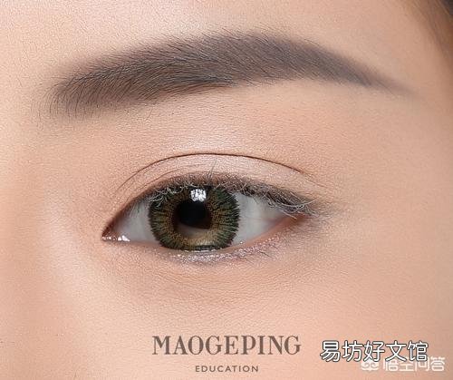 眼妆怎么画最好看呢?
