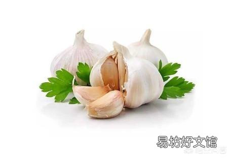 做好酒泡大蒜后,是吃蒜好还是喝泡了蒜的酒好?