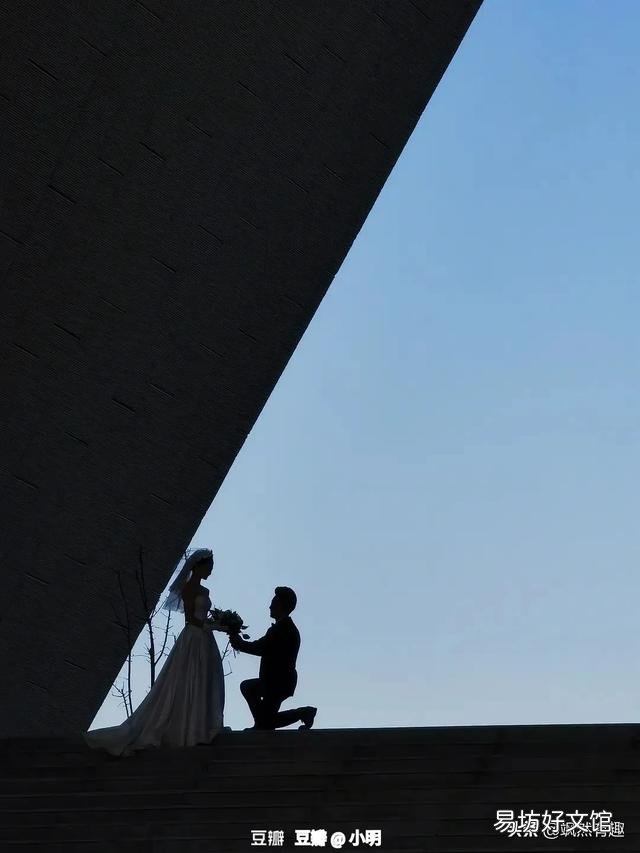 站在男生的角度,一个男生喜欢一个女生到底会有什么表现?