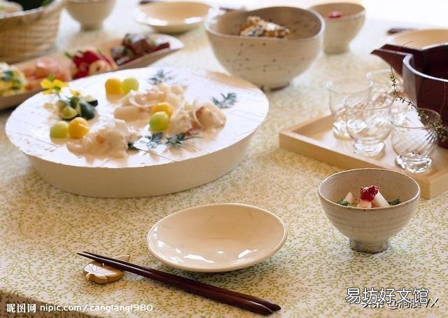 农村俗语“半饥半饱桃花色,死吃猛涨菊花黄”是什么意思,有道理吗?