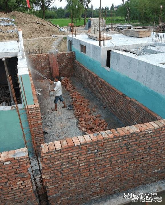在农村里建房子,挖一个地下室用来停车或者是储备东西,好不好呢?