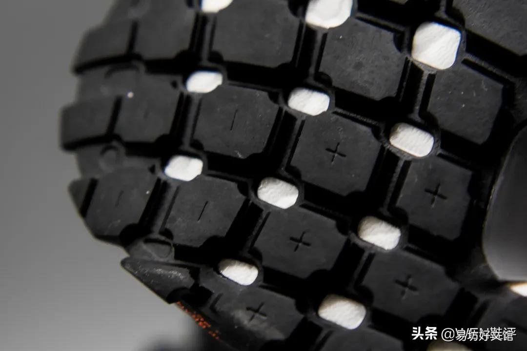最值入手的3款品牌跑步鞋 冬季户外跑步鞋什么牌子好