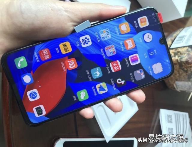2020华为最好的三款老人千元机 华为1000左右手机推荐