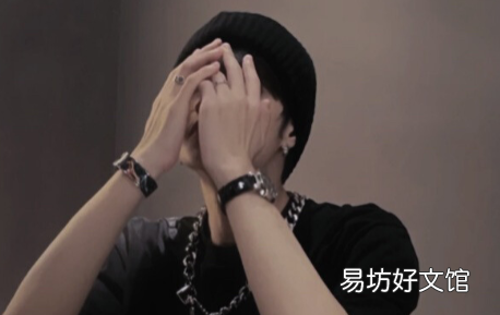 同时喜欢两个男孩子怎么办 同时出现两个男生怎么选择