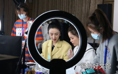 2月17日蜜蜂惊喜社直播预告 蜜蜂惊喜社和薇娅有关系吗