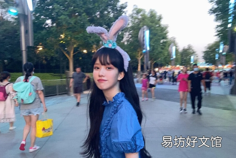 男女之间是先有荷尔蒙还是先有爱 女人能闻到男人身上的荷尔蒙味吗