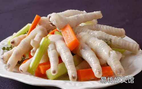 泡椒凤爪为什么加柠檬 泡椒凤爪用青柠檬还是黄柠檬