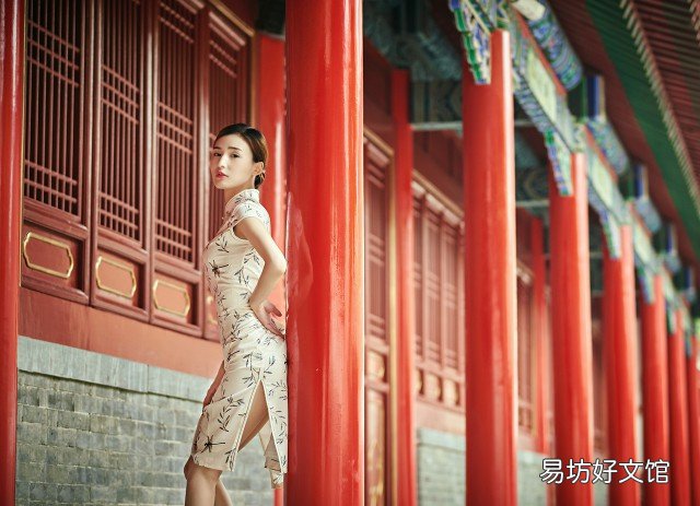 怎么穿搭出女人味 女人味十足的穿搭