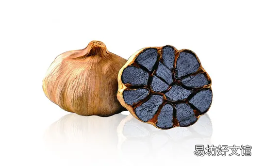 黑蒜什么时候吃效果最好 黑蒜的功效与作用
